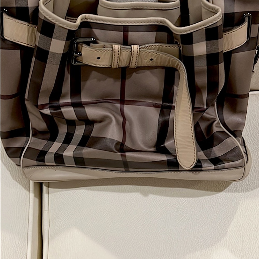 Burberry back